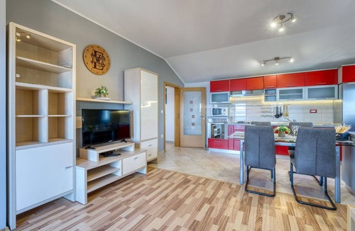 Tulisevica Apartment | Lovely apartment for 5 people with WIFI, A/C, TV, terrace and panoramic view