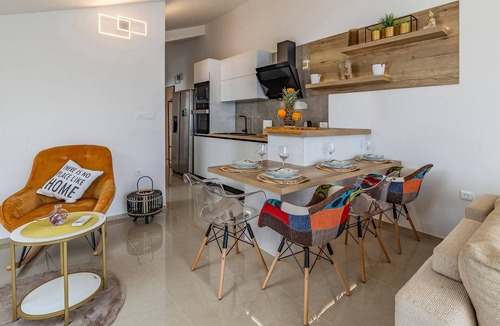 Banjole Apartment | Lovely apartment in Banjole with swimming pool