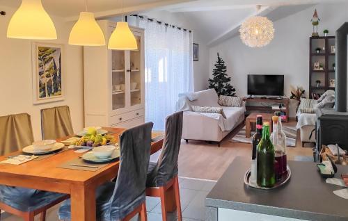 Hreljin Apartment | Lovely Apartment In Hreljin