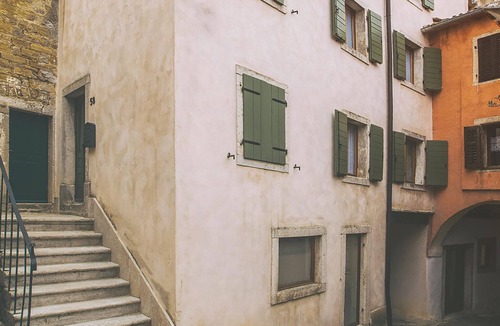 Oprtalj Apartment | Lovely apartment in Oprtalj with WiFi