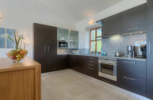 Bibali House | Lovely apartment in villa for 6 people with WIFI, pool, A/C, TV and terrace