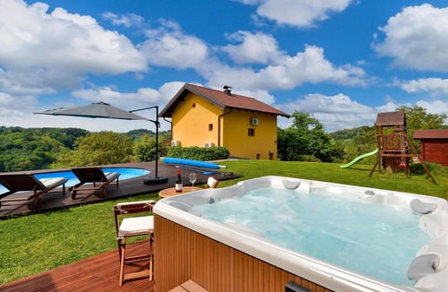 Pusca House | Lovely home in Bobovec Rozganski