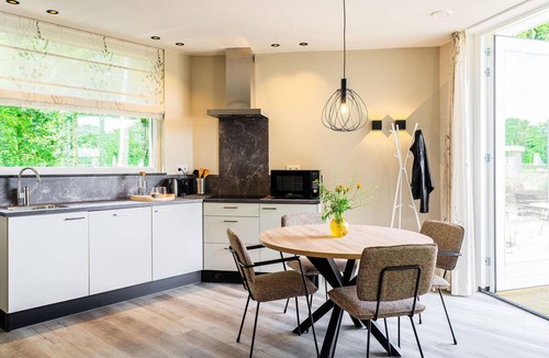 Nieuw-Bergen House | Lovely home in Afferden with sauna