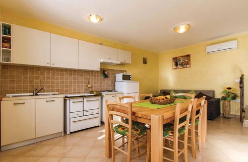 Trgetari House | Lovely home in Burjaki