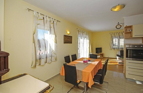Central Dalmatia House | Lovely home in Kresevo with WiFi