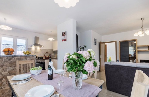 Peruski House | Lovely home in Krnica