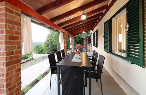 Dolenja Vas House | Lovely home in Lupoglav