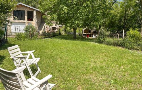 Podhum House | Lovely Home In Podhum With House A Panoramic View