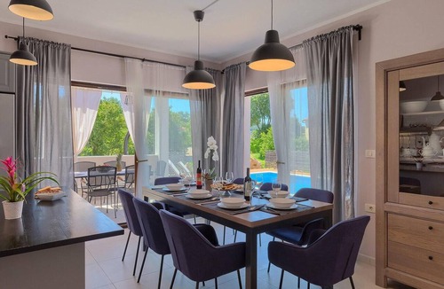 Pican House | Lovely home in Potpican