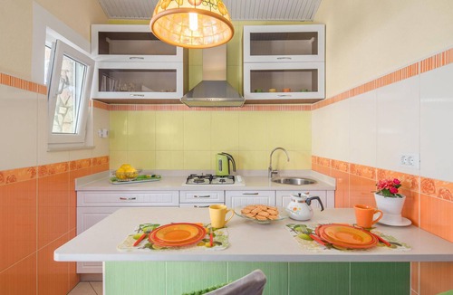 Ravni House | Lovely home in Ravni with WiFi