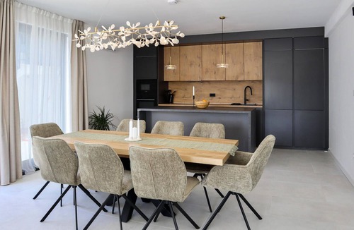 Rogac House | Lovely home in Rogac with sauna