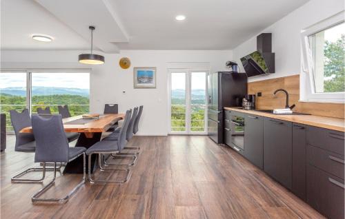 Sarsoni House | Lovely Home In Rukavac