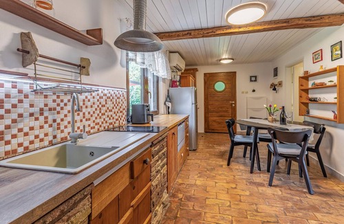 Mali Vareski House | Lovely home in Segotici