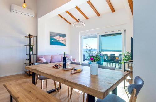 Borak Apartment | Lucy