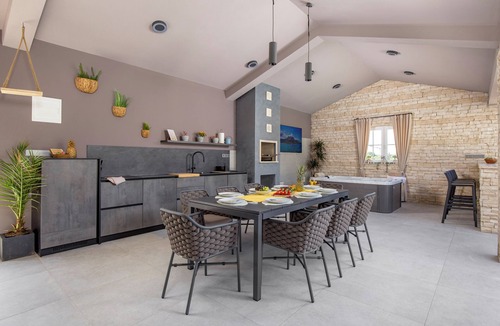 Snasici Villa | Luxurious 5-bedroom villa with whirlpool and sauna in marvelous Istria
