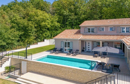 Snasici Villa | Luxurious 5-bedroom villa with whirlpool and sauna in marvelous Istria