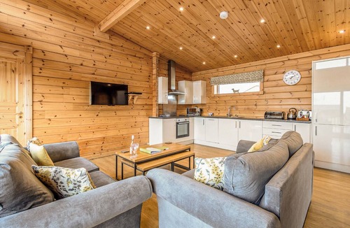Withernsea Ski Chalet | Luxurious and contemporary Finnish log lodge.