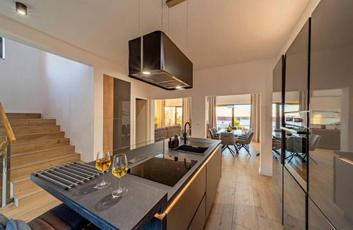 Potirna House | Luxurious home in Potirna (Uvala Nova) with sauna