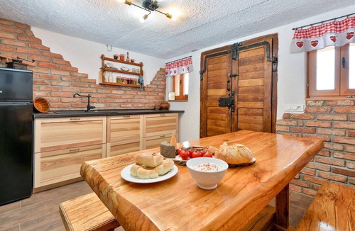 Stubicke Toplice House | Luxurious home in Stubicke Toplice with sauna