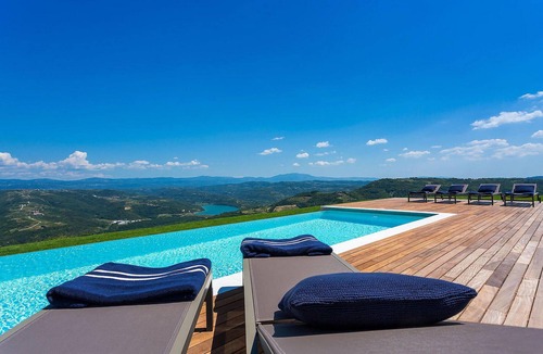Zamask House | Luxurious home in Pazin
