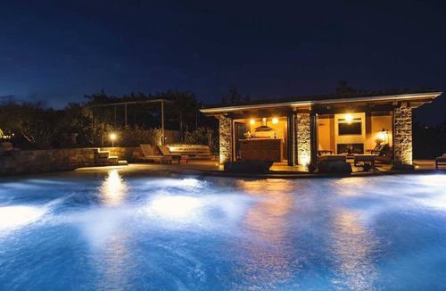 Buzet Villa | Luxurious Villa with a large Lagoon Pool with Waterfall and panoramic view for of up to 6 guests