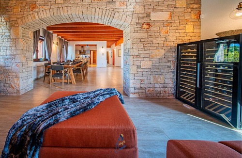 Hrboki Villa | Luxury 5 star villa with heated saltwater pool for up to 8 guests