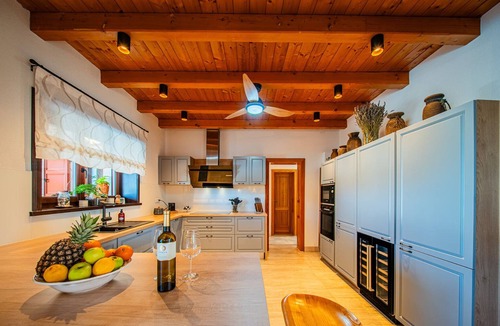 Hrboki Villa | Luxury 5 star villa with heated saltwater pool for up to 8 guests