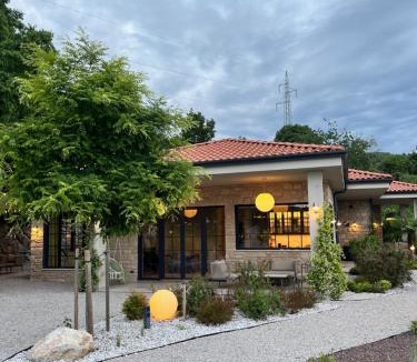 Poljane Apartment | Luxury Apartment St Hedonist with Pool and Garden
