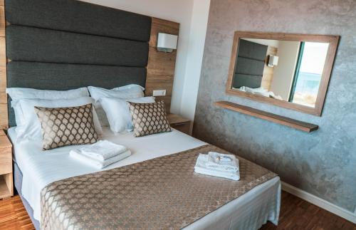 Mandre Apartment | Luxury Apartments White Villa Violeta