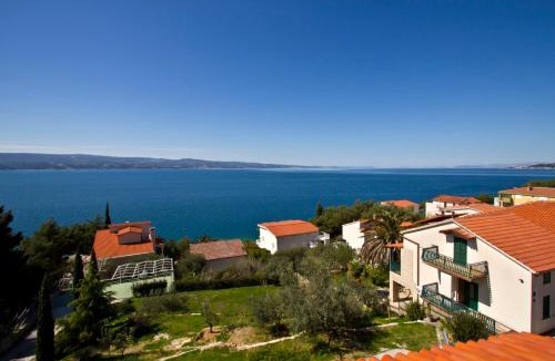 Tice Apartment | Luxury apt w shared pool 3 balconies and terrace