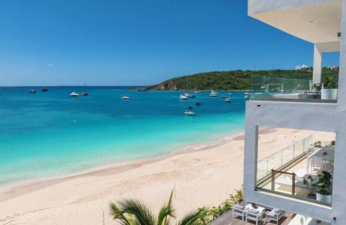 Sandy Ground Apartment | Luxury Beachfront Enclave Unit 2