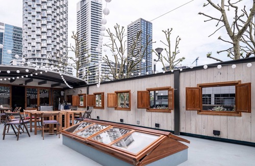 Canary Wharf Boat Rental | Luxury Canary Wharf House Boat Room 5