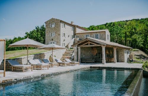 Motovun Villa | Luxury estate with 6 hectares land near hilltop town Motovun