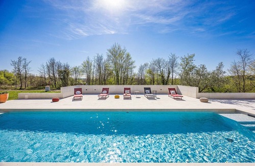 Sterna Villa | Luxury holiday in the heart of Istria with plenty of entertaining activities!