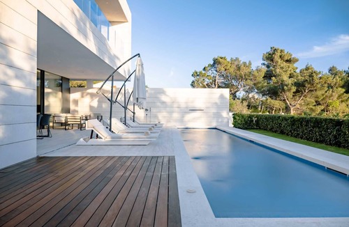 Starigrad Villa | Luxury Villa Spectre with Pool