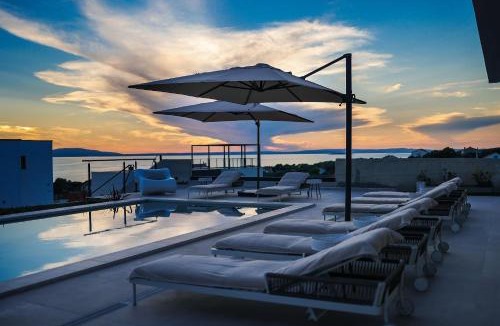 Jakisnica Villa | Luxury Villa 360 - private heated pool