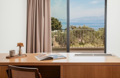 Gornje Selo Villa | Luxury Villa Authentic heated pool 56m2 sea view sauna jacuzzi bbq family