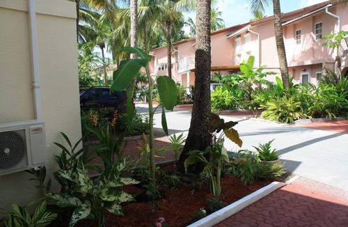 Jolly Harbour Villa | Luxury Villa Emerald Dreams in Upscale South Finger with Highest Guest Reviews