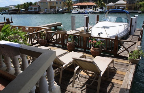 Jolly Harbour Villa | Luxury Villa Emerald Dreams in Upscale South Finger with Highest Guest Reviews