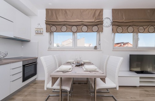 Novalja House | Luxury Villa for 18 with Private Heated Pool near the Beach