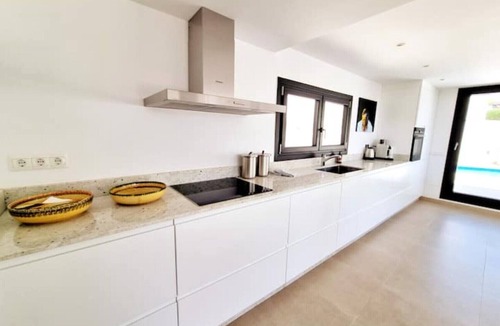 Mijas Villa | Luxury Villa with Private Pool, with Sea View, Wi-Fi and Air Conditioning