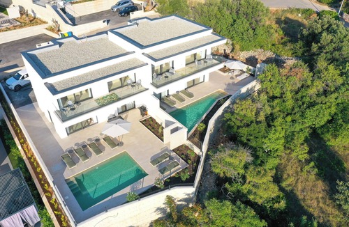Jakisnica Villa | Luxury Villas Sunrise & Sunset with two private heated pools