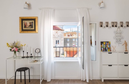Old Town Apartment | Magic terrace apartment among the old rooftops, next to Diocletian's Palace