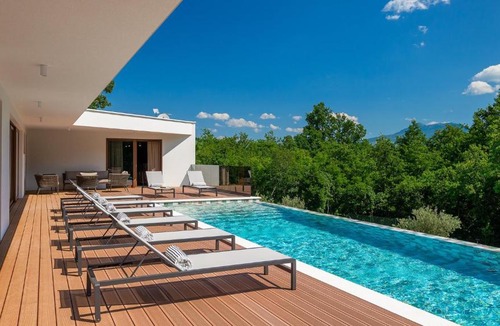 Boljevici Villa | Magnificent Istria Villa Villa Green Oasis 4 Bedrooms Heated Pool