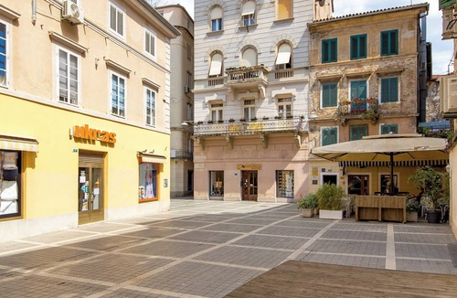 Rijeka Apartment | Marvie Apartments
