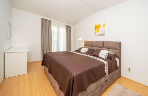 Vinisce Apartment | Maslina by Interhome