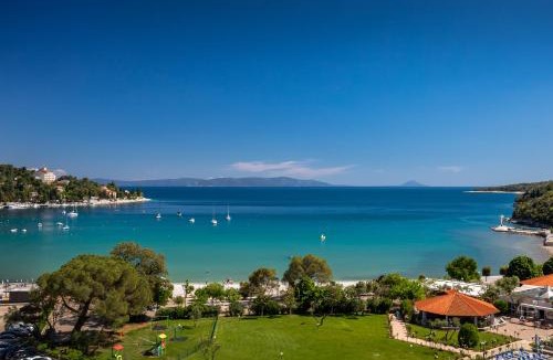 Labin Resort | MASLINICA Oliva Camping Mobile Homes