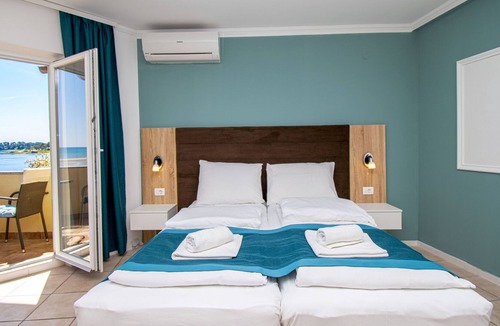 Medulin Hotel | Medulin, Hotel Koral*** - Quadruple Family Room (2+2)
