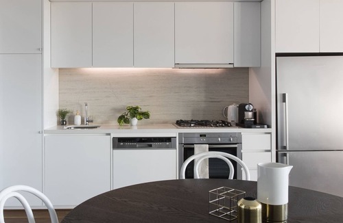 Port Melbourne Apartment | Melbourne - Armada Port Melbourne - Secure Parking