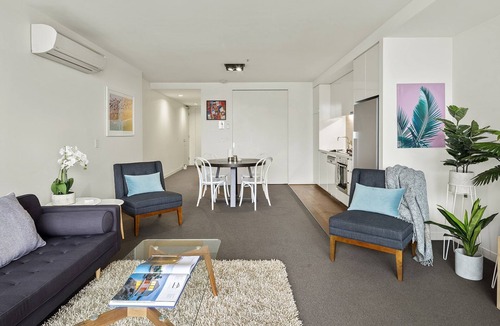 Port Melbourne Apartment | Melbourne - Armada Port Melbourne - Secure Parking